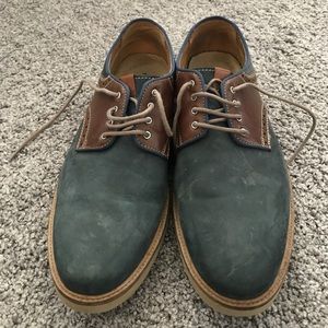 Men's Bostonian Blue Oxford Shoe. Size 9.5.