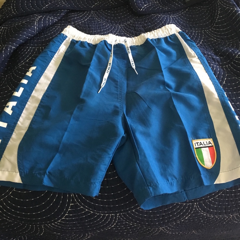 FINAL PRICE: Men's swim trunks from Italy