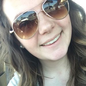 Meet your Posher, Maranda