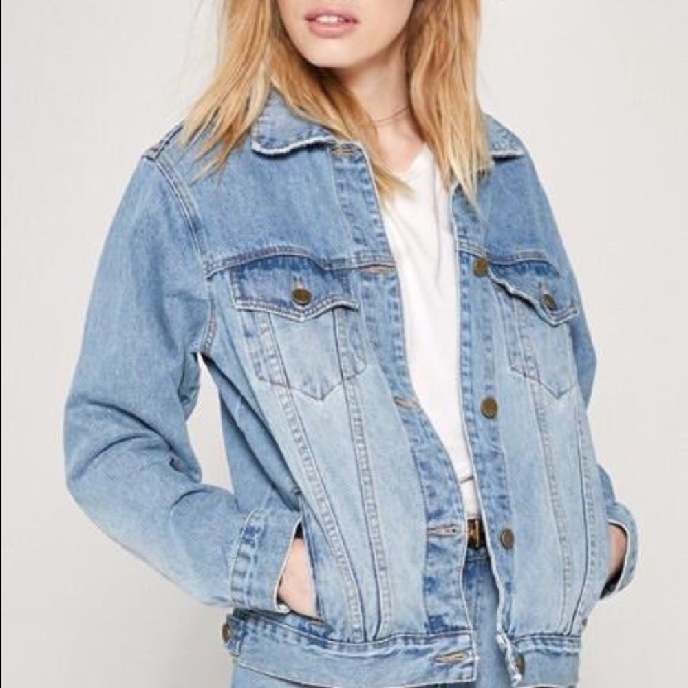 🎊🎉HOST PICK Outlands denim jacket 🎉🎊