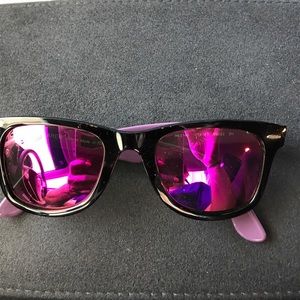Pink lensed Rayban wayfarers