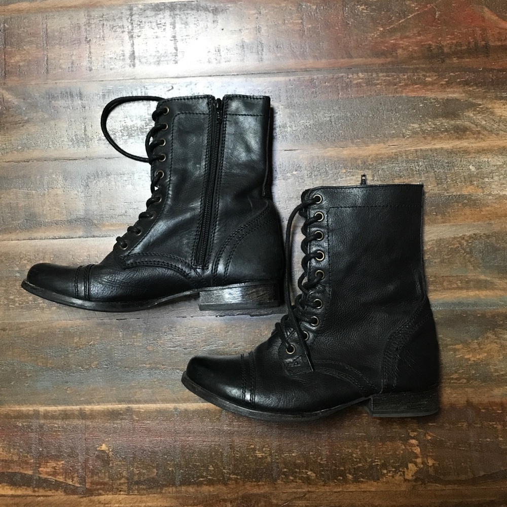 All leather combat boots