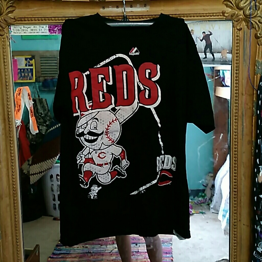Reds t-shirt