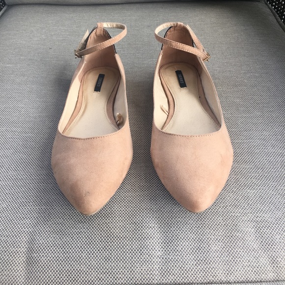 Flats with ankle straps from Forever 21 (size 9) - Picture 1 of 4