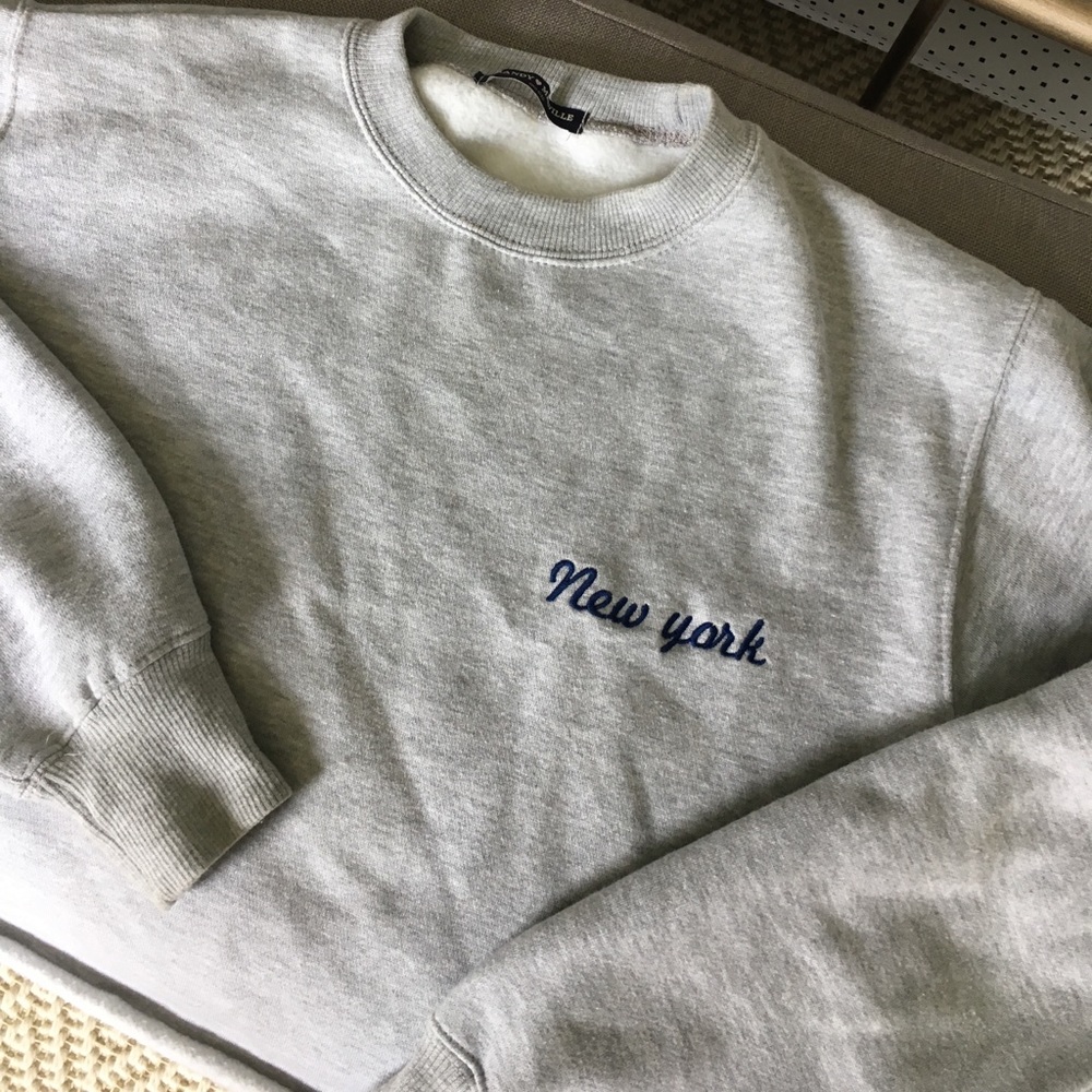 Brandy Melville New York Crop Sweatshirt