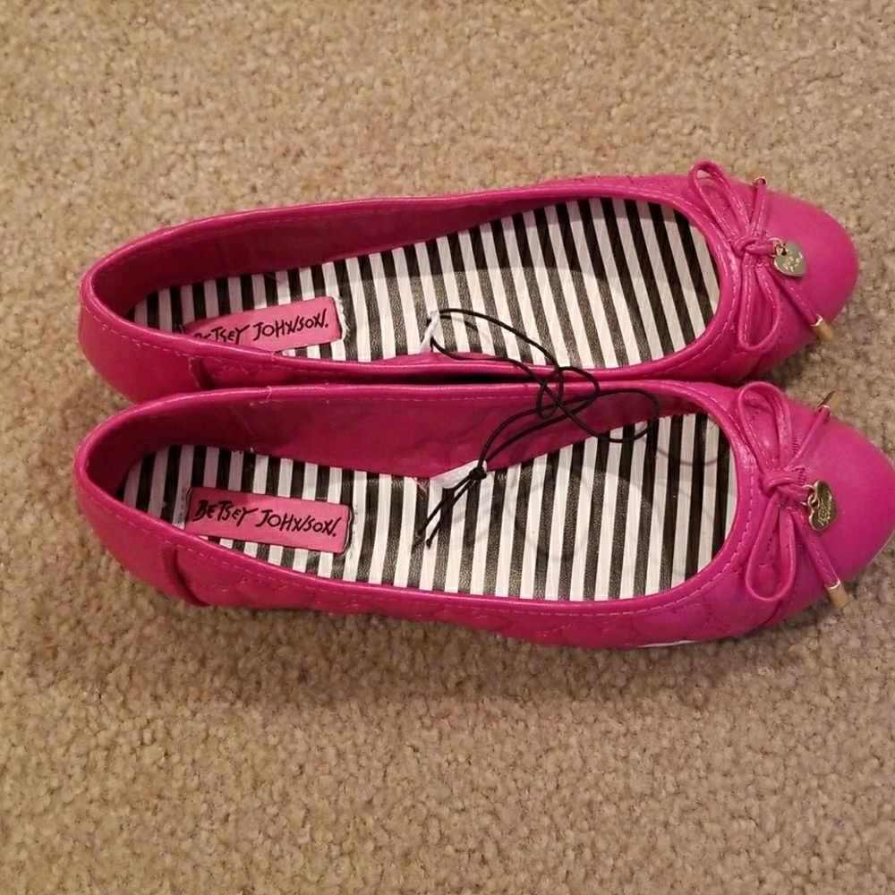 Betsey Johnson flats