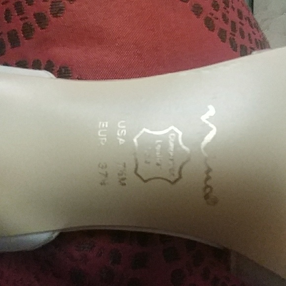 Shoes - Picture 2 of 6