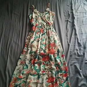 Floral maxi dress with slit