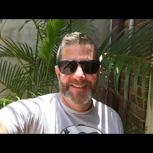 Meet your Posher, Andrew - Picture 1 of 1