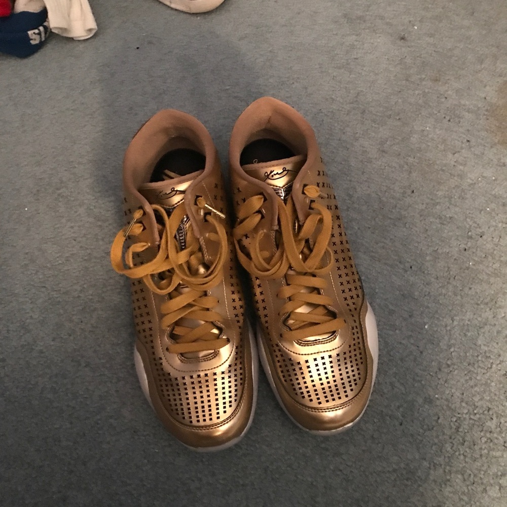 Nike Kobe X Mid EXT