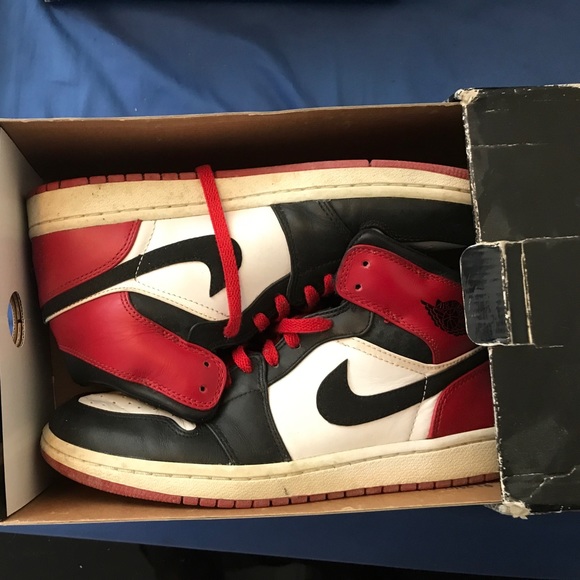 Air Jordan 1s box main image 4