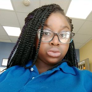 Meet your Posher, Alana