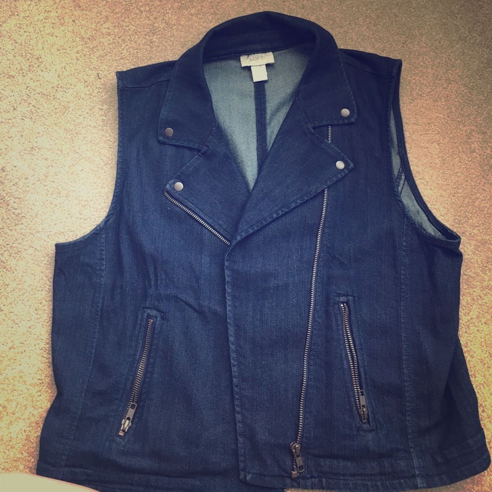 Loft moto dark denim vest!