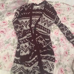 Abercrombie and kids sweater !!! !