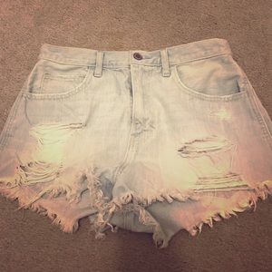 EUC High Waist Hollister Short Shorts Light Wash