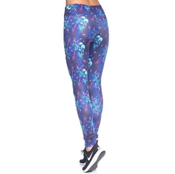 TheFreeYoga Print Airbrushed Leggings - Picture 3 of 5