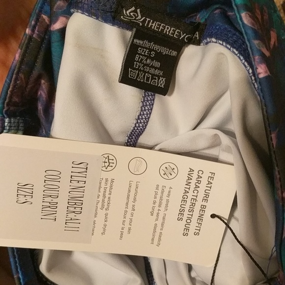 TheFreeYoga Print Airbrushed Leggings - Picture 4 of 5