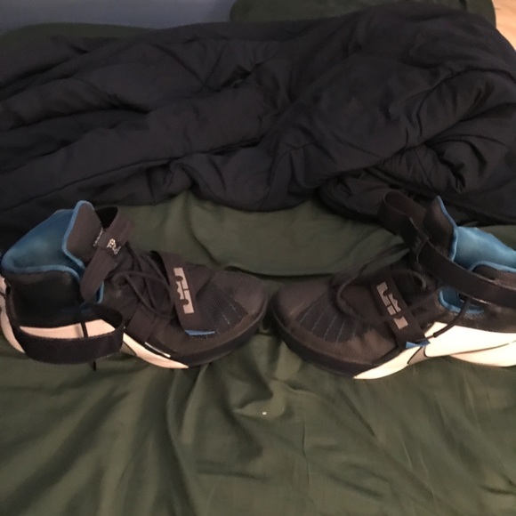 LeBron Soldiers - Picture 2 of 4