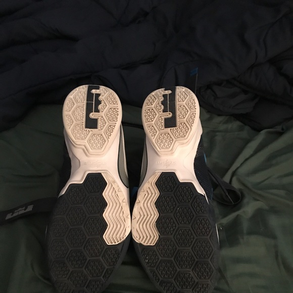 LeBron Soldiers - Picture 4 of 4