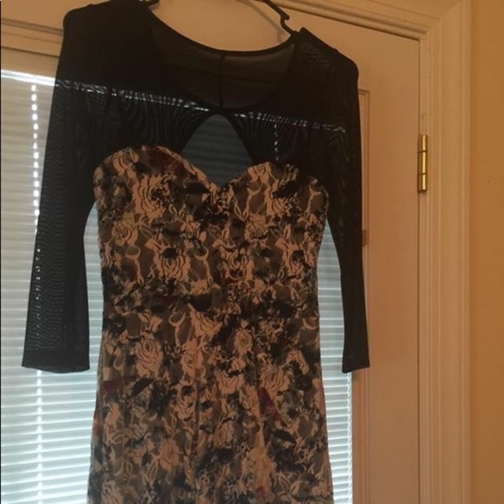 Short dress