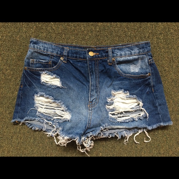 Forever 21 Pants - Forever 21 distressed denim shorts