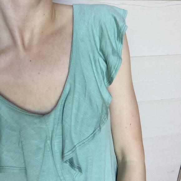 ❌LAST DAY ON POSH❌Mint Cross Back Ruffle Top - Picture 4 of 5