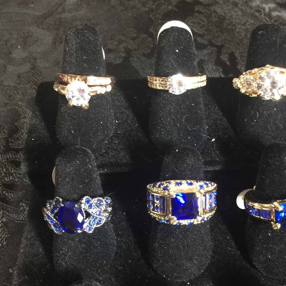 Size 6 rings - Picture 3 of 7