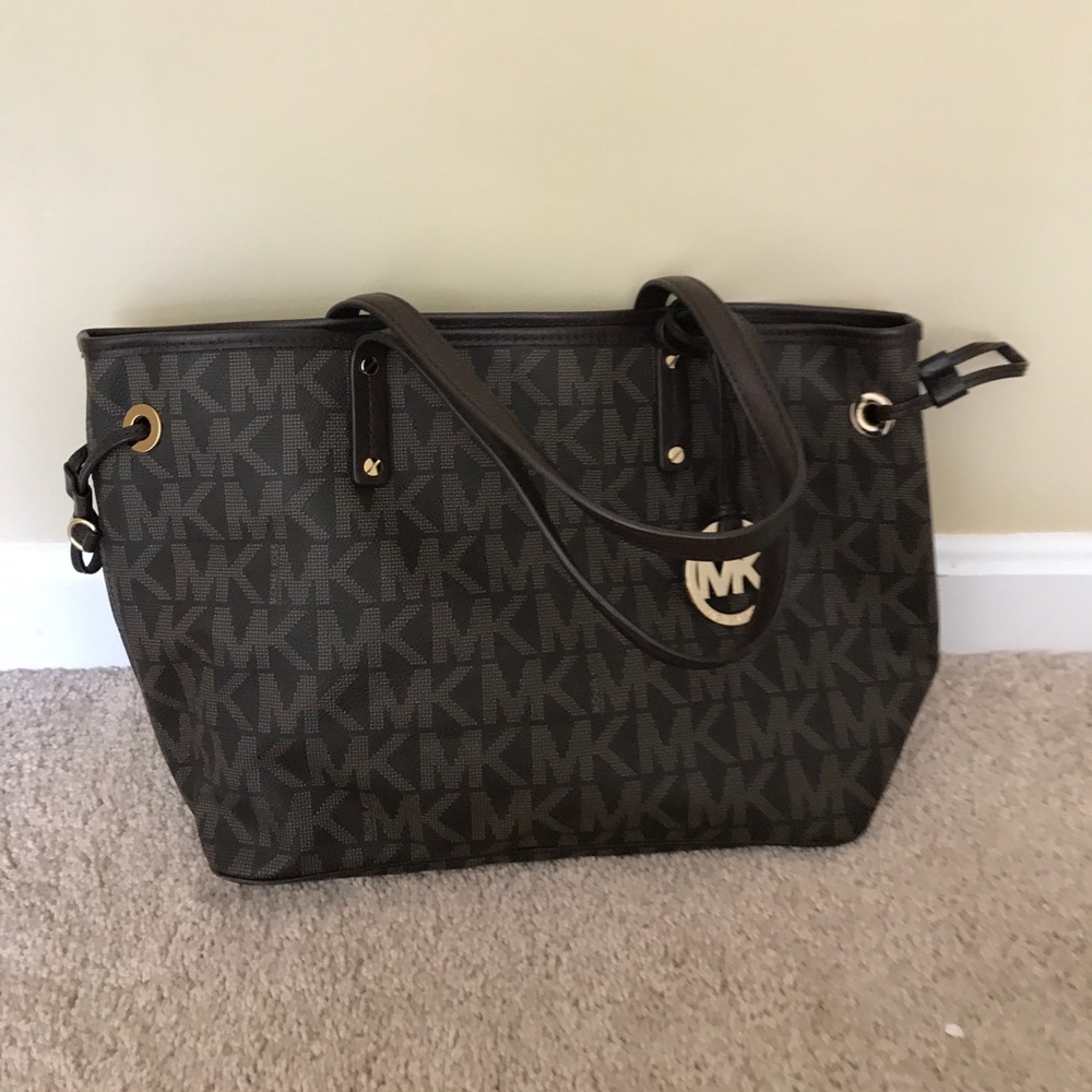 Michael Kors purse