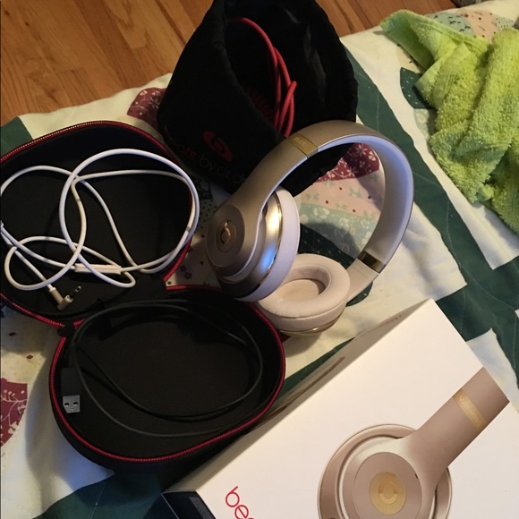 Beats Studio Wireless 2.0 - Picture 2 of 7