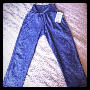 Lululemon tranquil crop new with tags!