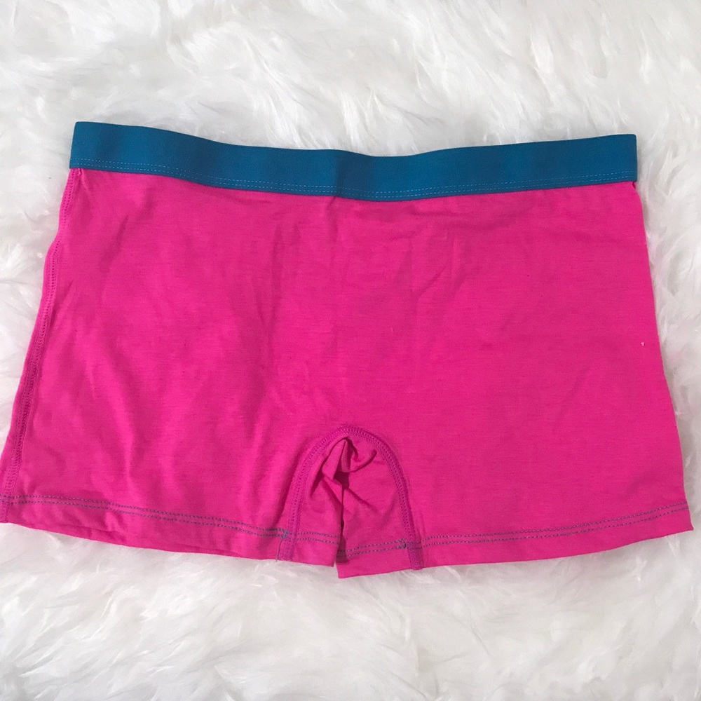 NWOT Performance Wicking Sporty Sport Shorts