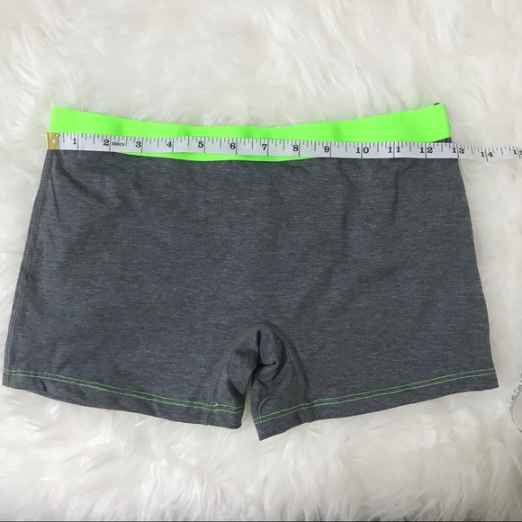 NWOT Performance Wicking Sporty Sport Shorts - Picture 2 of 5