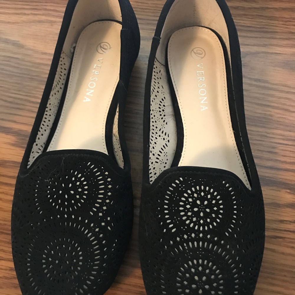 Black flats