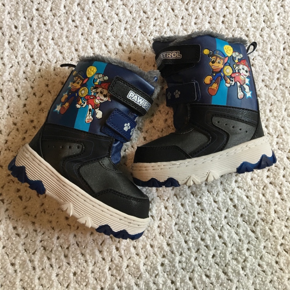 Paw patrol snow boots