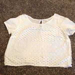 AE White eyelet shirt