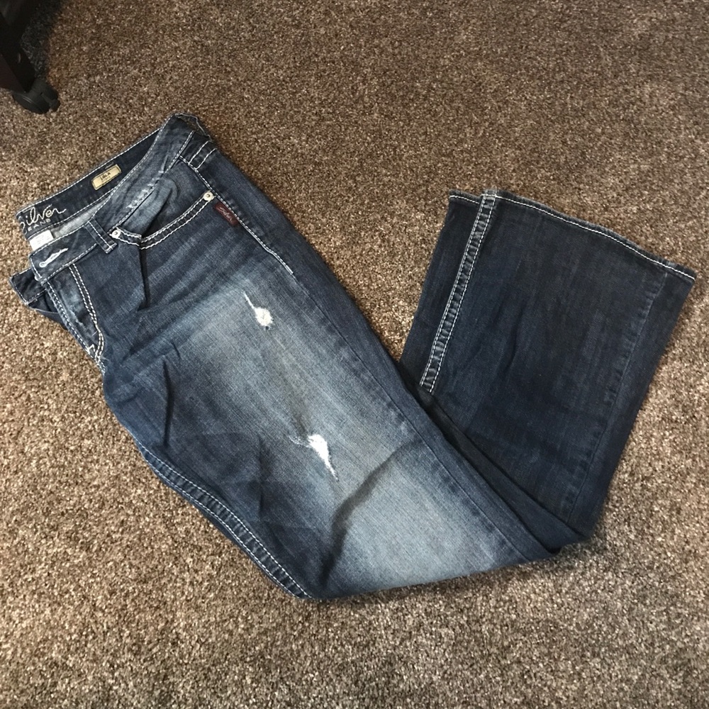 Silver jeans. Lola Flare. W33/ L33