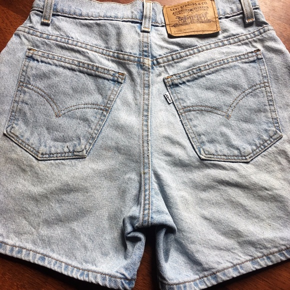 Levi's Pants - Vintage Levi's 950 Relaxed Fit High Waist Shorts