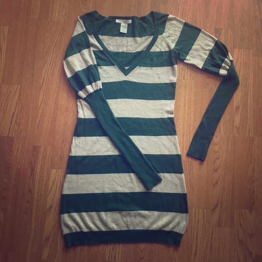 Charlotte Russe Long Sleeve Fitted Shirt