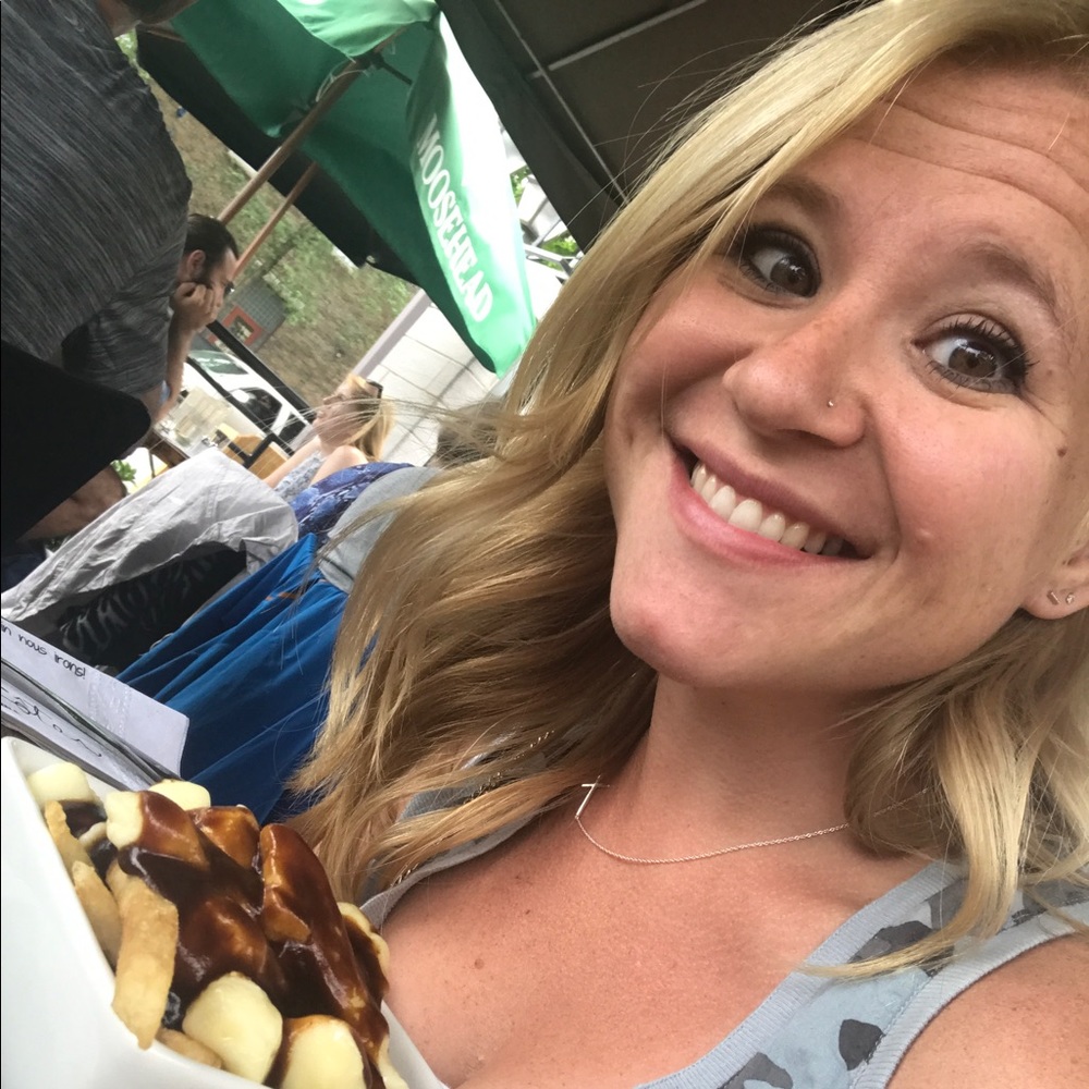 Meet your Posher, Abby