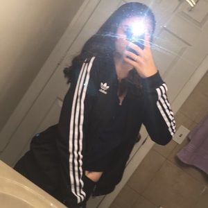 Meet your Posher, Dominga