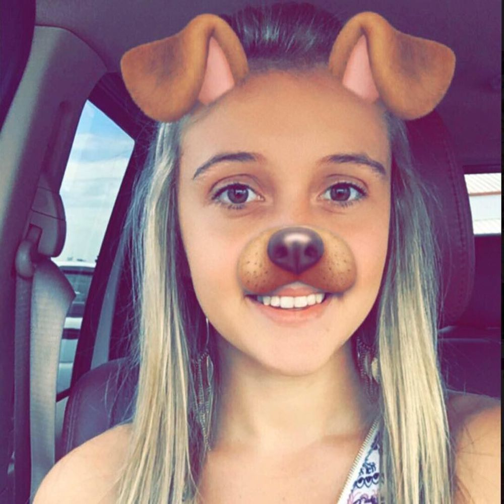 Meet your Posher, Brooke