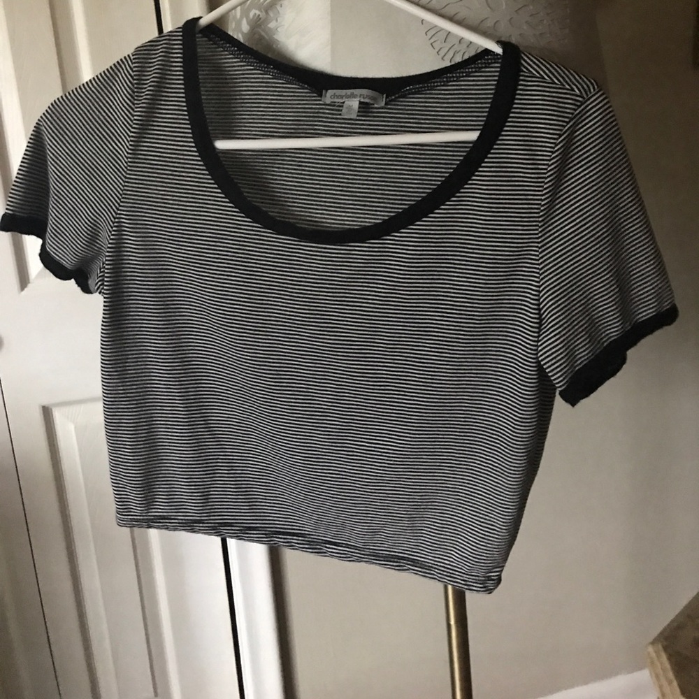 Striped crop top, super cute