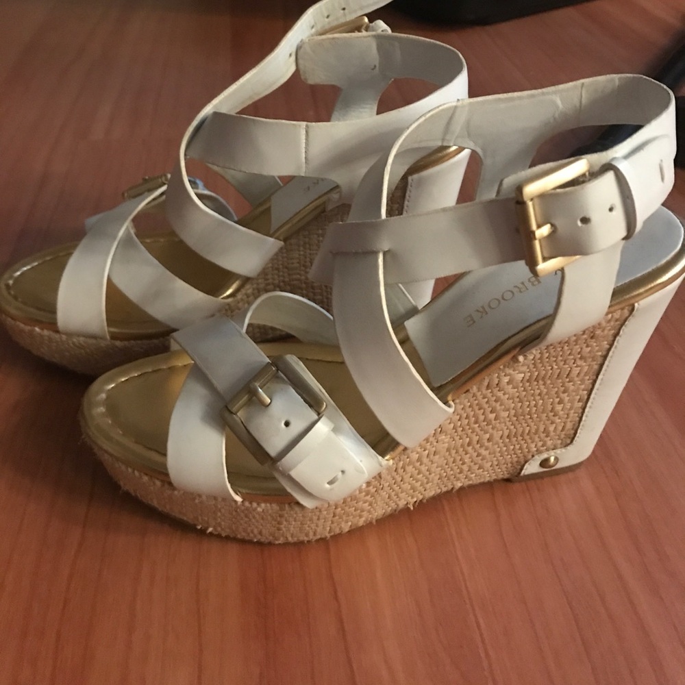 Audrey Brooke white leather wedges