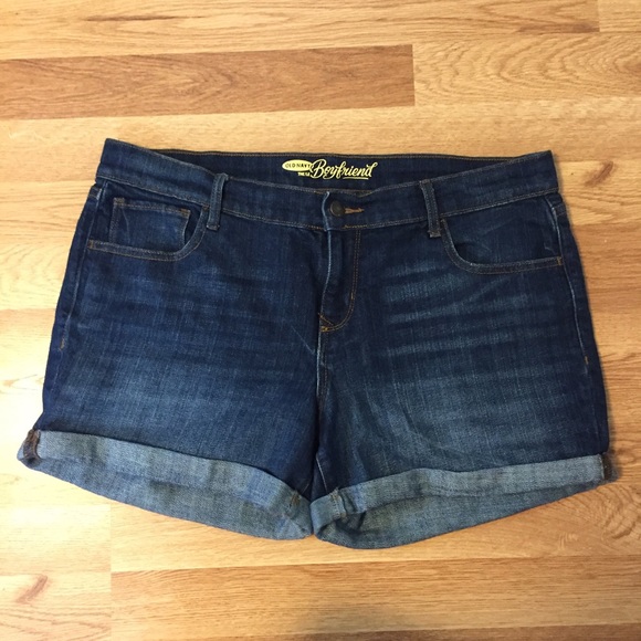 Old Navy Pants - 👯FLASH SALE!👯 OLD NAVY Boyfriend Jean Shorts