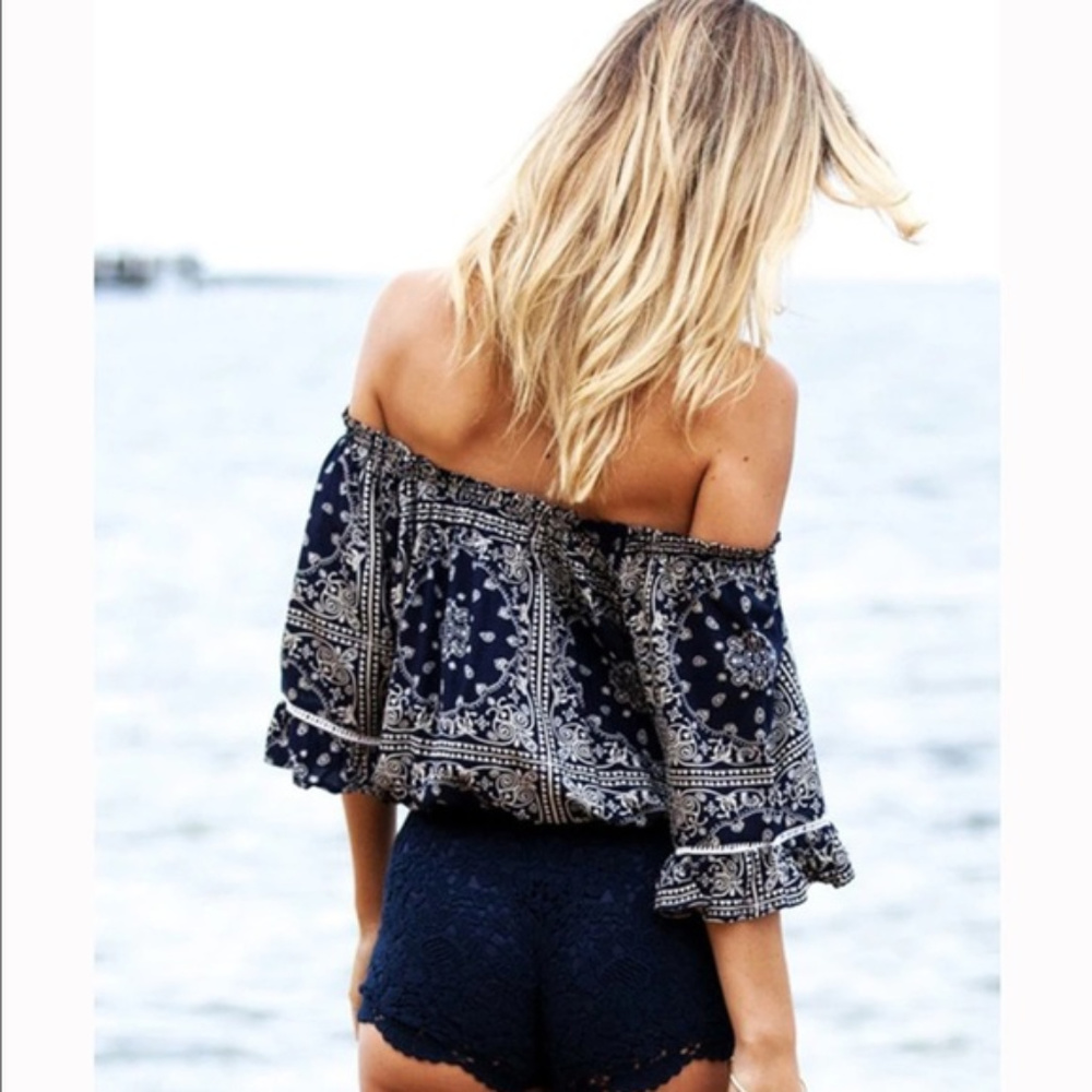 Off Shoulder Sexy Ruffled Summer Beach Blouse - Picture 2 of 4