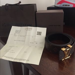 100% authentic Louis Vuitton belt. Never worn.