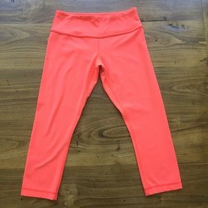 Cropped Bright Coral Lululemon Leggings