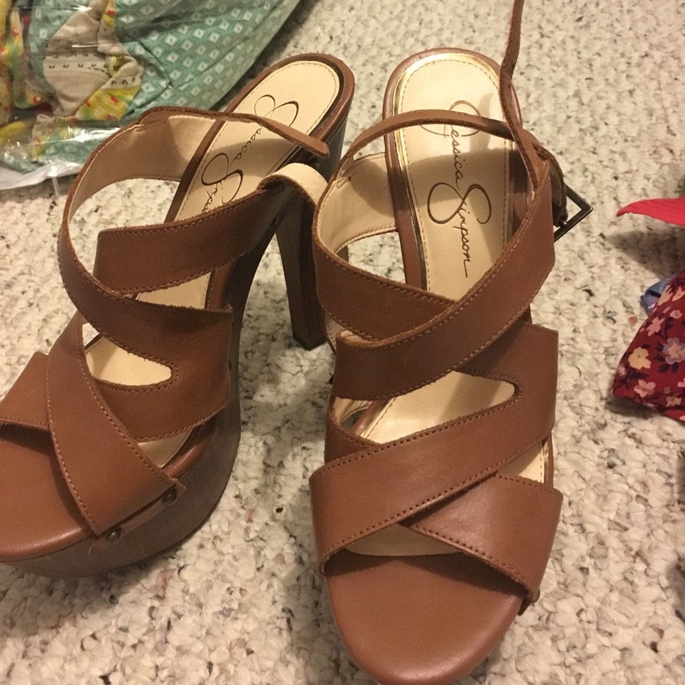 Jessica Simpson Damelo Platform Heels