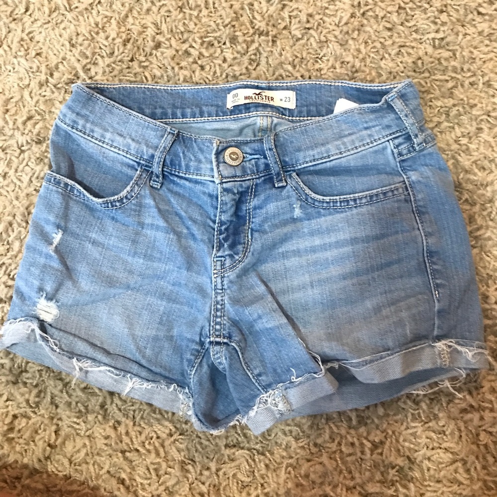 Hollister high waisted shorts