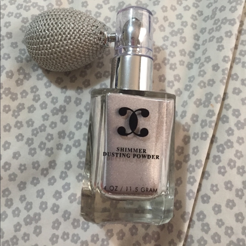 Charming charlie shimmering powder